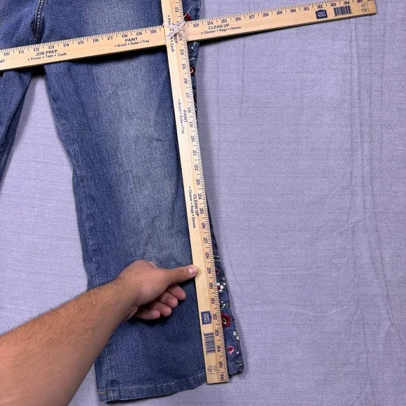 Route 66 Stretch Women's 18W Blue Denim Embroidered Floral Flare Jeans - Picture 9 of 12